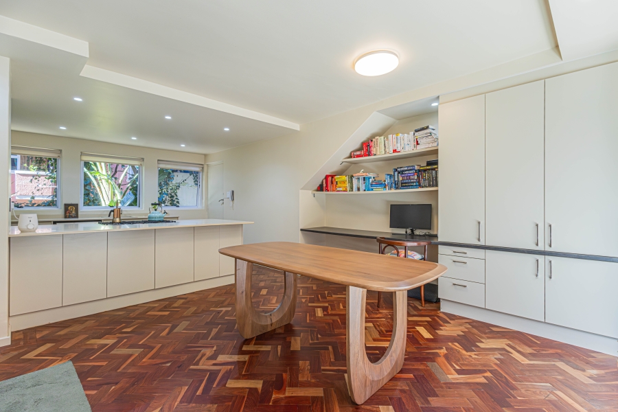 2 Bedroom Property for Sale in Three Anchor Bay Western Cape